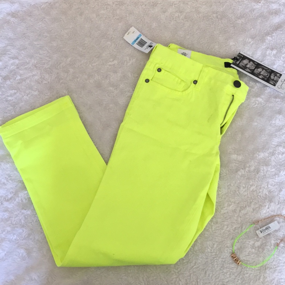 Jessica Simpson Low rise Jeans.
